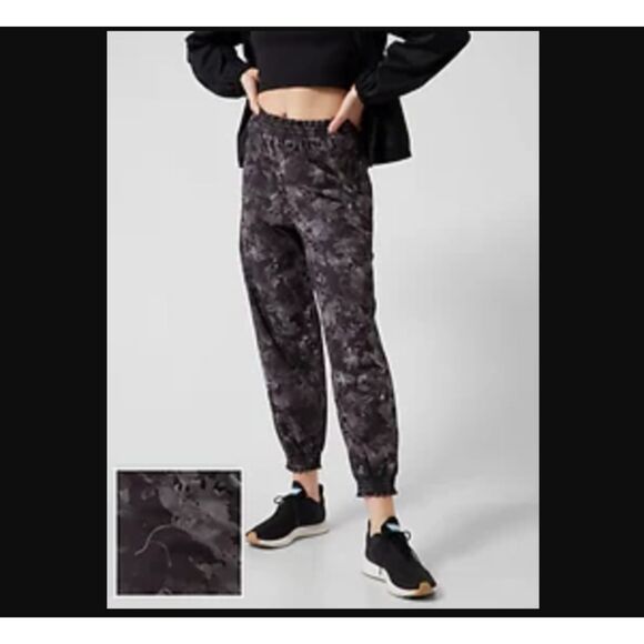 Athleta Savannah Jogger Lumen Floral Black 6 Tall - Picture 1 of 6